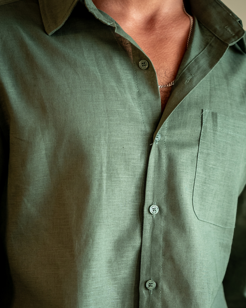 Men's Casual Button-Down Shirt with Chest Pocket, Classic Everyday Shirt