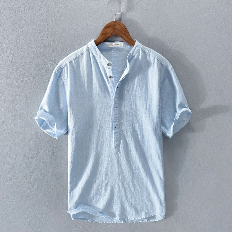 UrbanEdge Tee - Cotton-Linen Blend Casual T-Shirt for the Modern Man