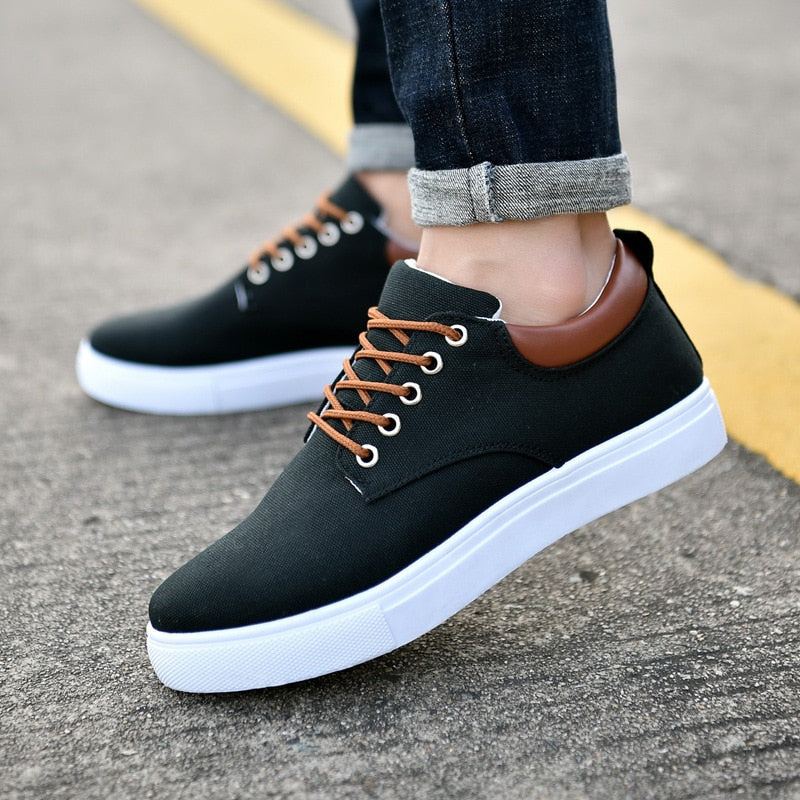 Men's Low-Top Canvas Sneakers - Lace-Up with Rubber Sole