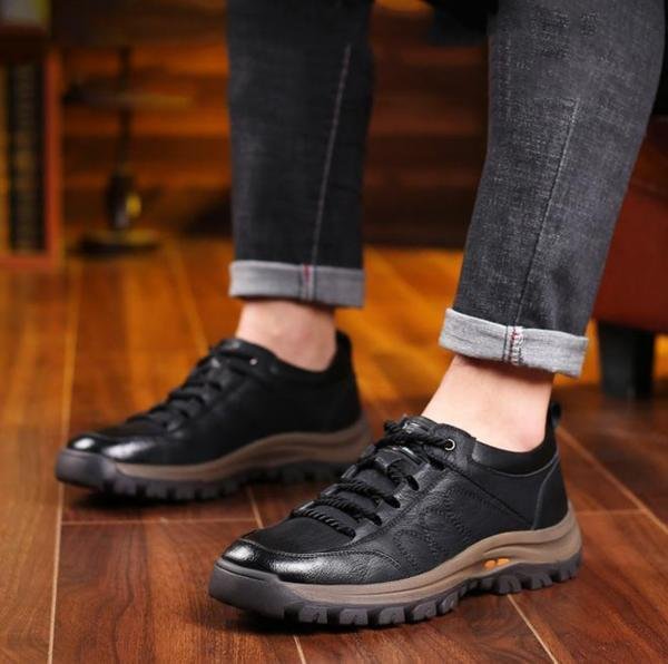 Men's Classic Sneakers with Rugged Sole, Casual Everyday Trainers